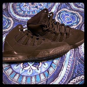 Air Jordan’s Max Aura